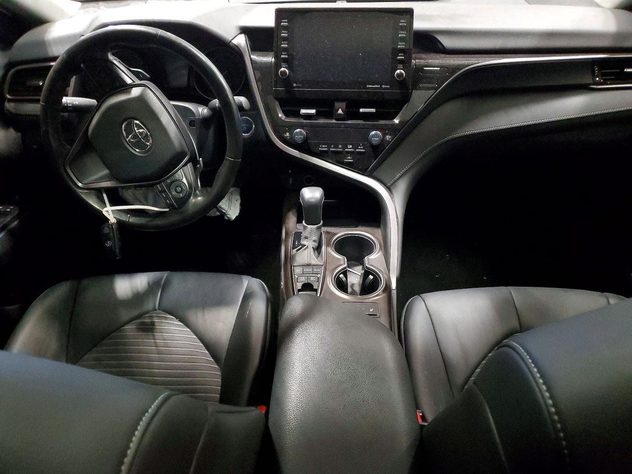 2023 TOYOTA CAMRY XLE photo 22