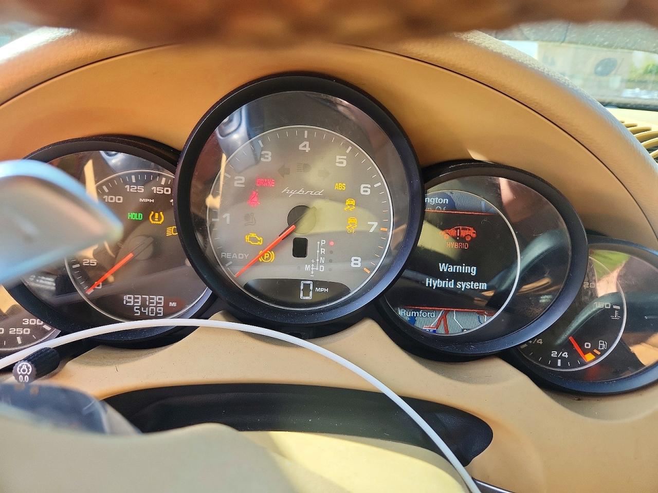 2011 PORSCHE CAYENNE S HYBRID photo 25