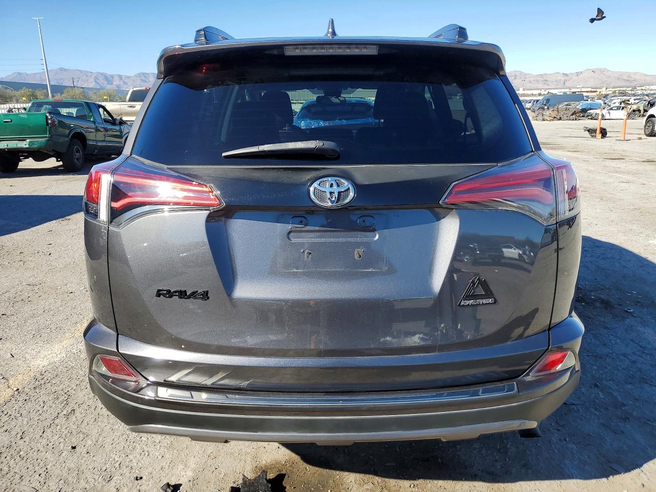 2018 TOYOTA RAV4 ADVENTURE photo 11