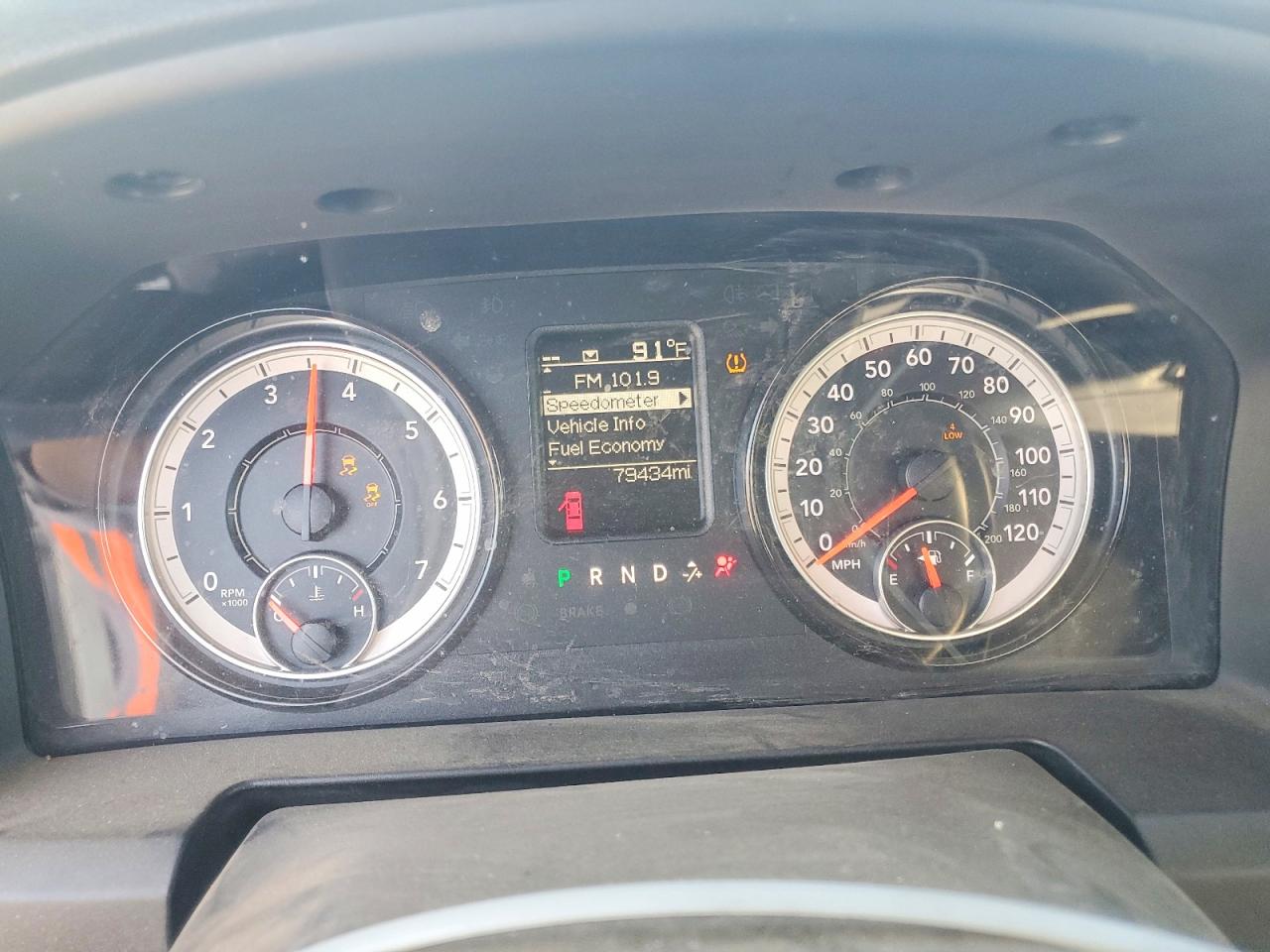 2021 RAM 1500 photo 25