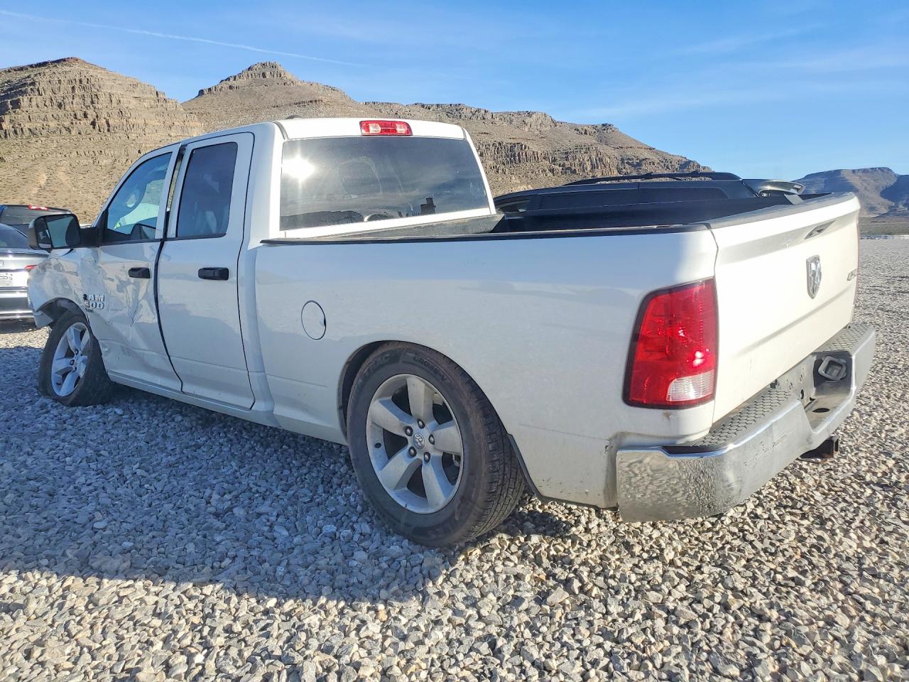 2021 RAM 1500 photo 4