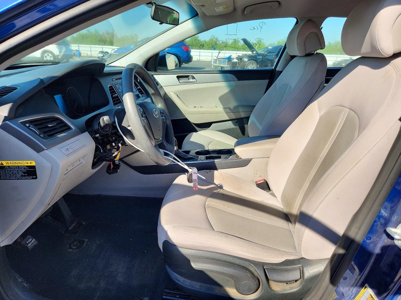 2015 HYUNDAI SONATA SE photo 7