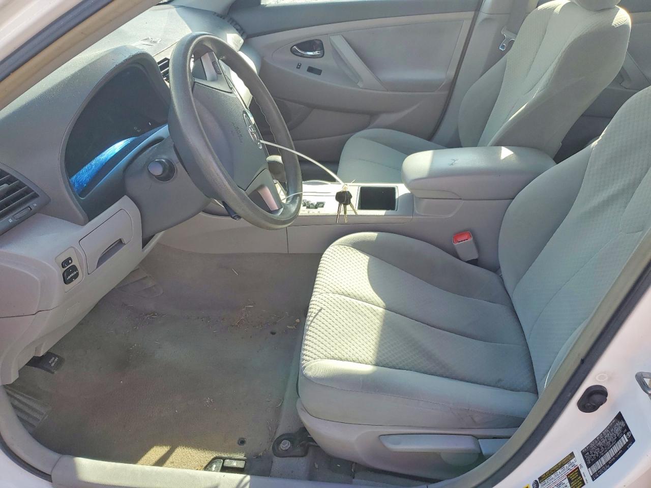 2009 TOYOTA CAMRY BASE photo 19