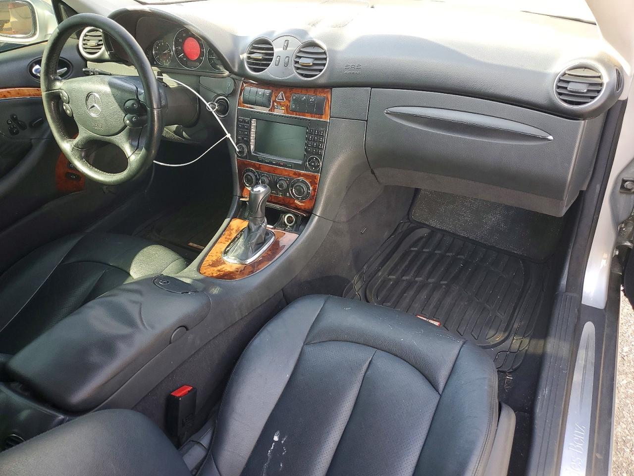 2005 MERCEDES-BENZ CLK 320C photo 8