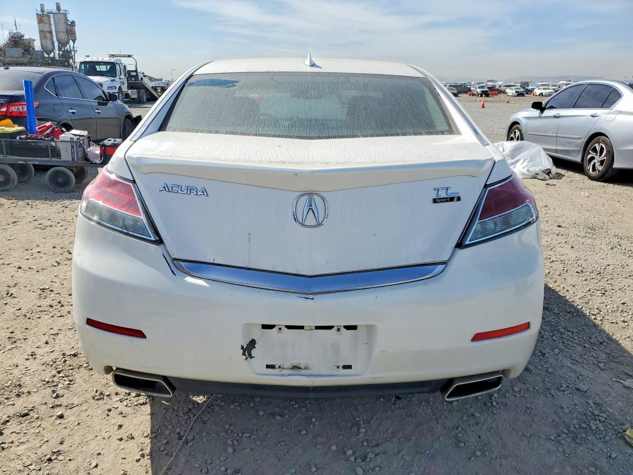 2012 ACURA TL photo 11