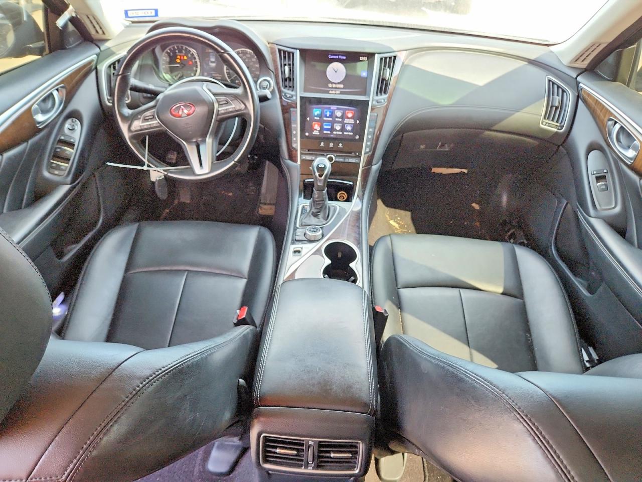 2018 INFINITI Q50 photo 15