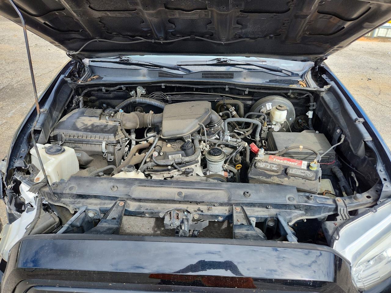 2019 TOYOTA TACOMA SR photo 21