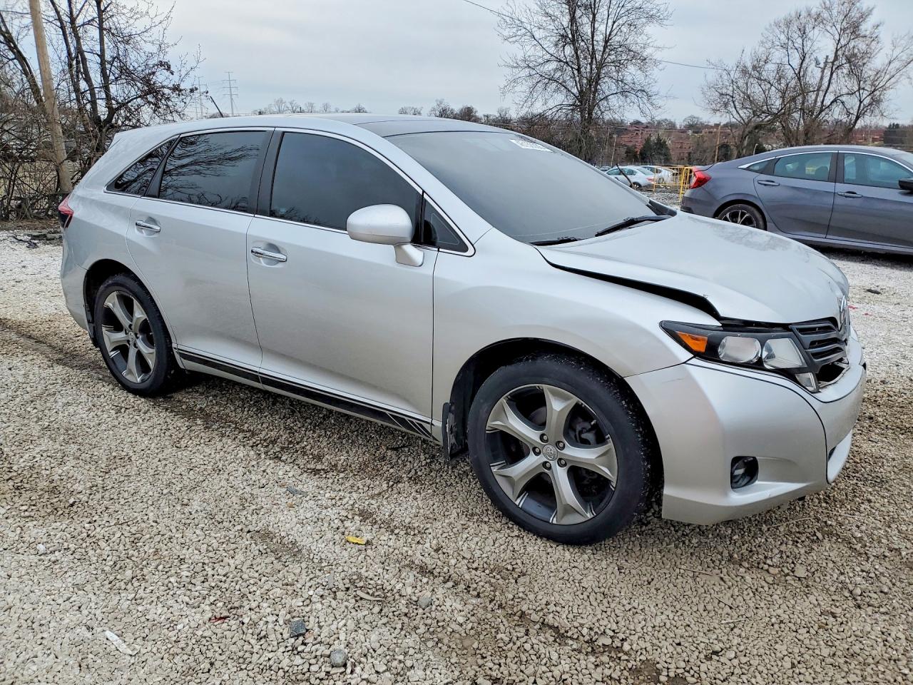 2012 TOYOTA VENZA LIMITED photo 7