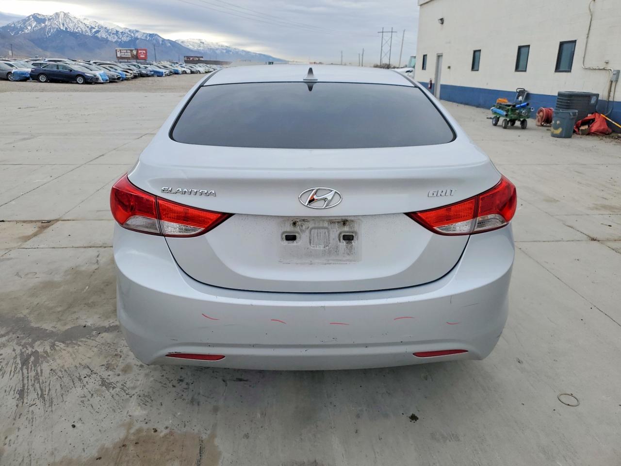2013 HYUNDAI ELANTRA GLS photo 16