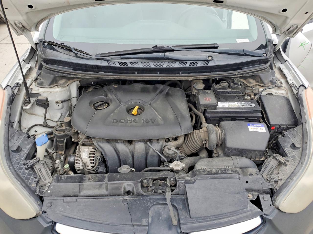 2013 HYUNDAI ELANTRA GLS photo 31