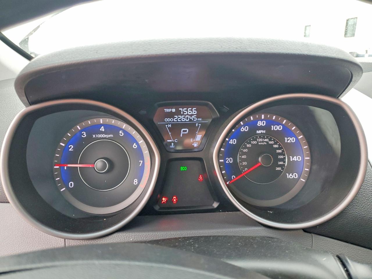 2013 HYUNDAI ELANTRA GLS photo 25
