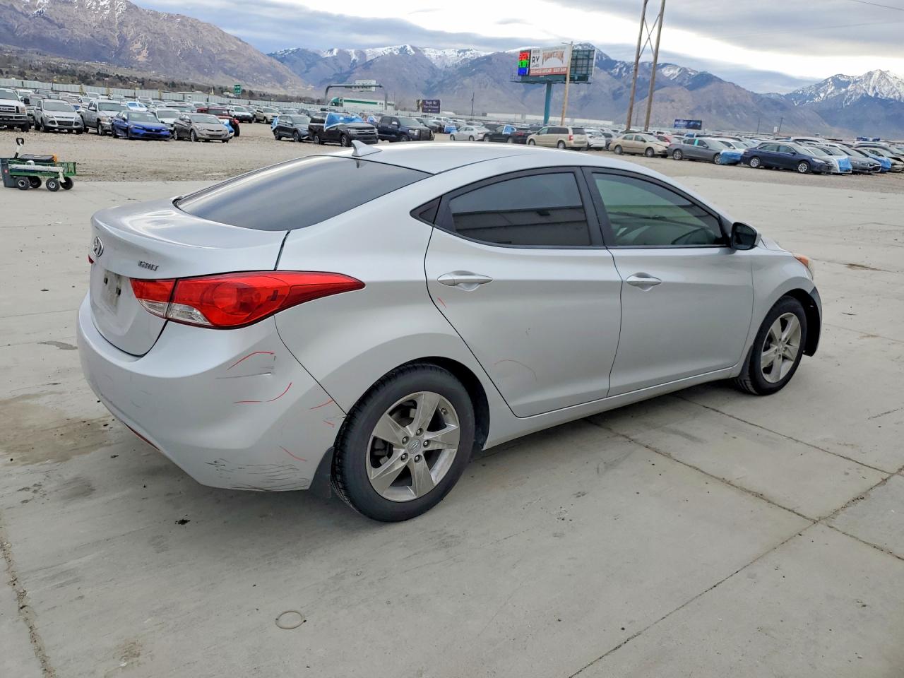 2013 HYUNDAI ELANTRA GLS photo 7