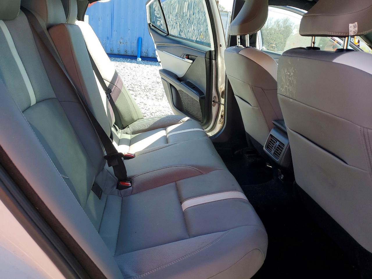 2025 TOYOTA CAMRY SE photo 19