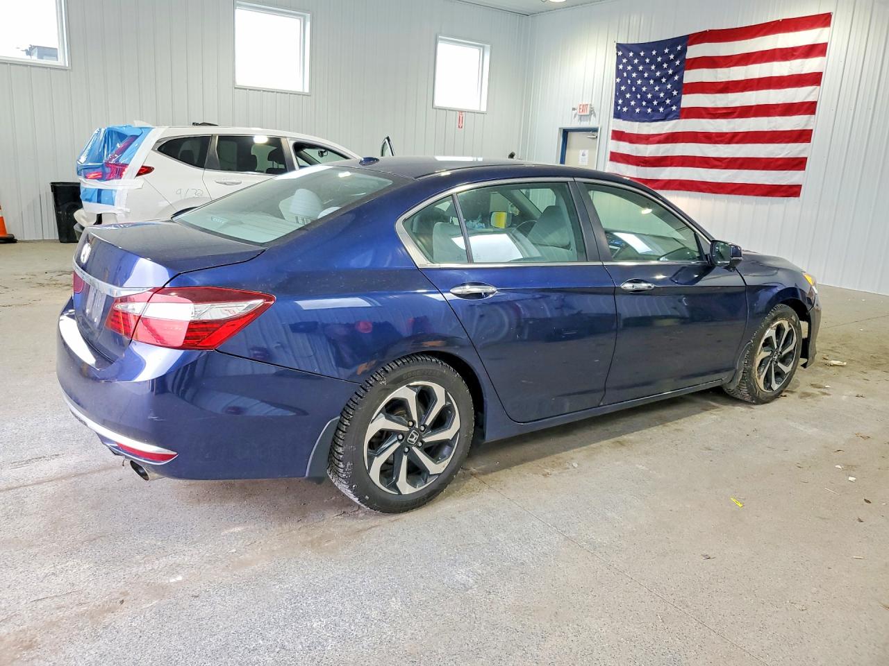 2016 HONDA ACCORD EX photo 7