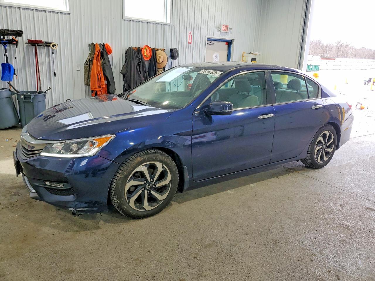 2016 HONDA ACCORD EX photo 2