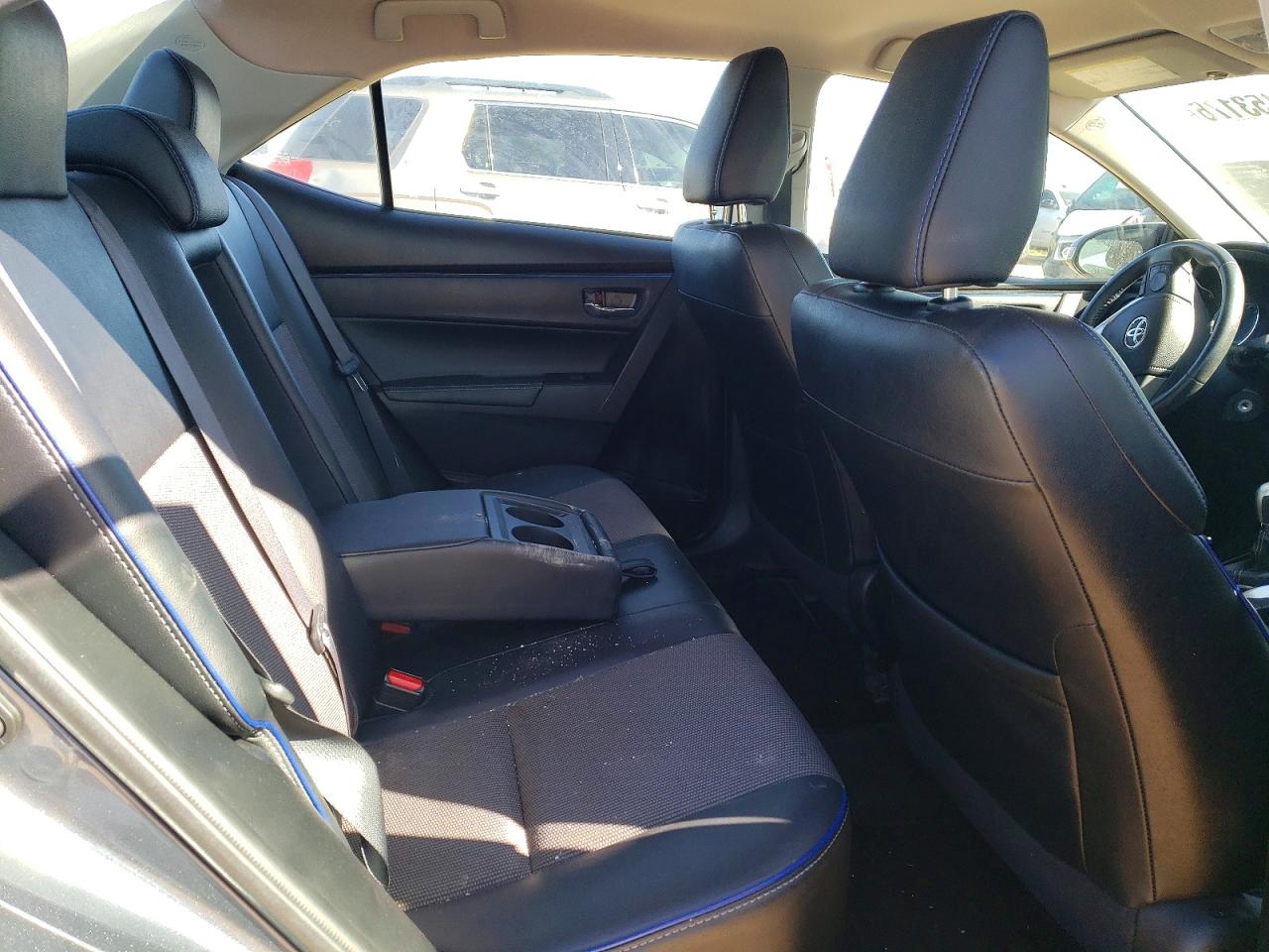 2017 TOYOTA COROLLA SE photo 19