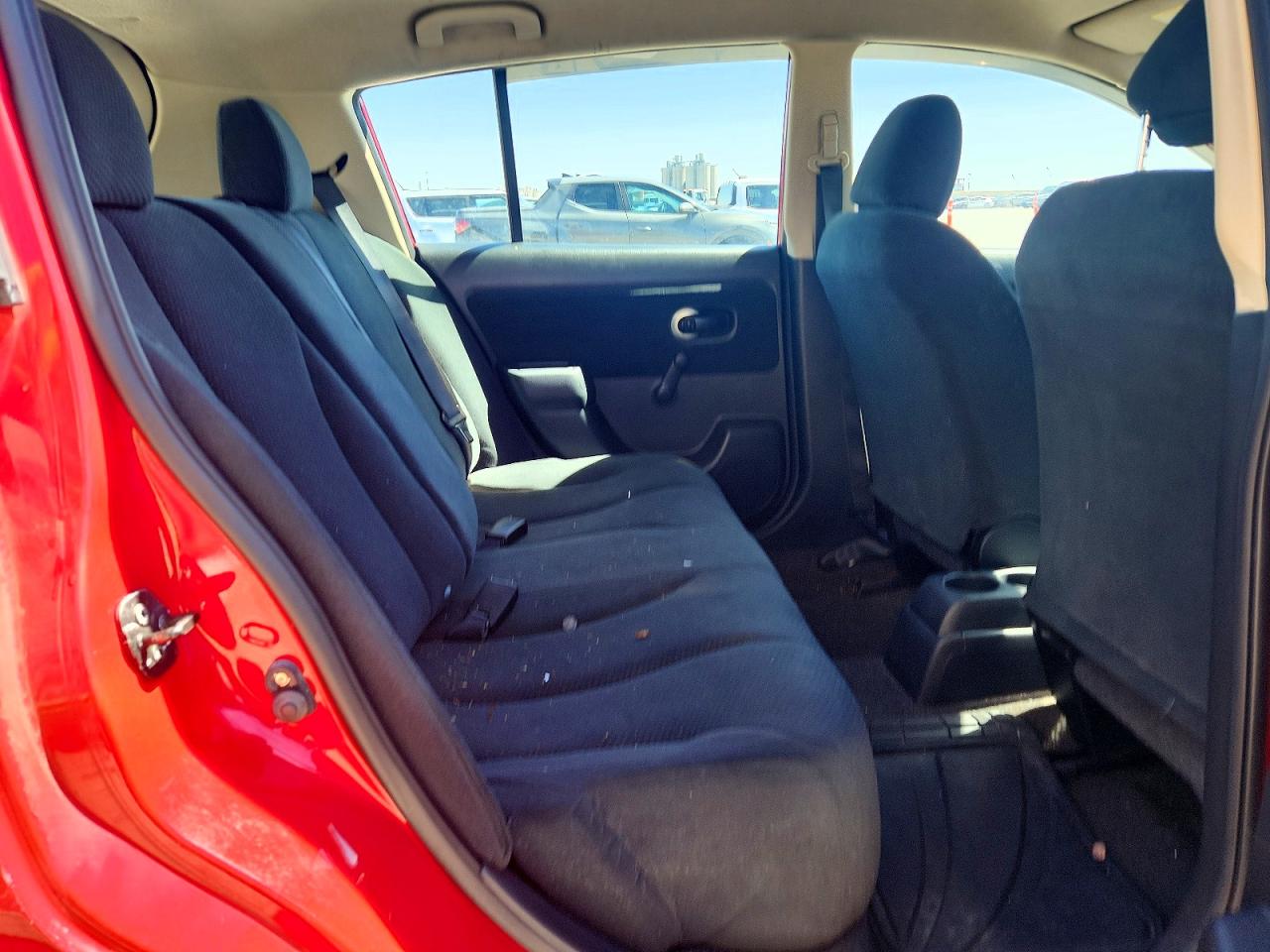 2011 NISSAN VERSA 1.8 S photo 28