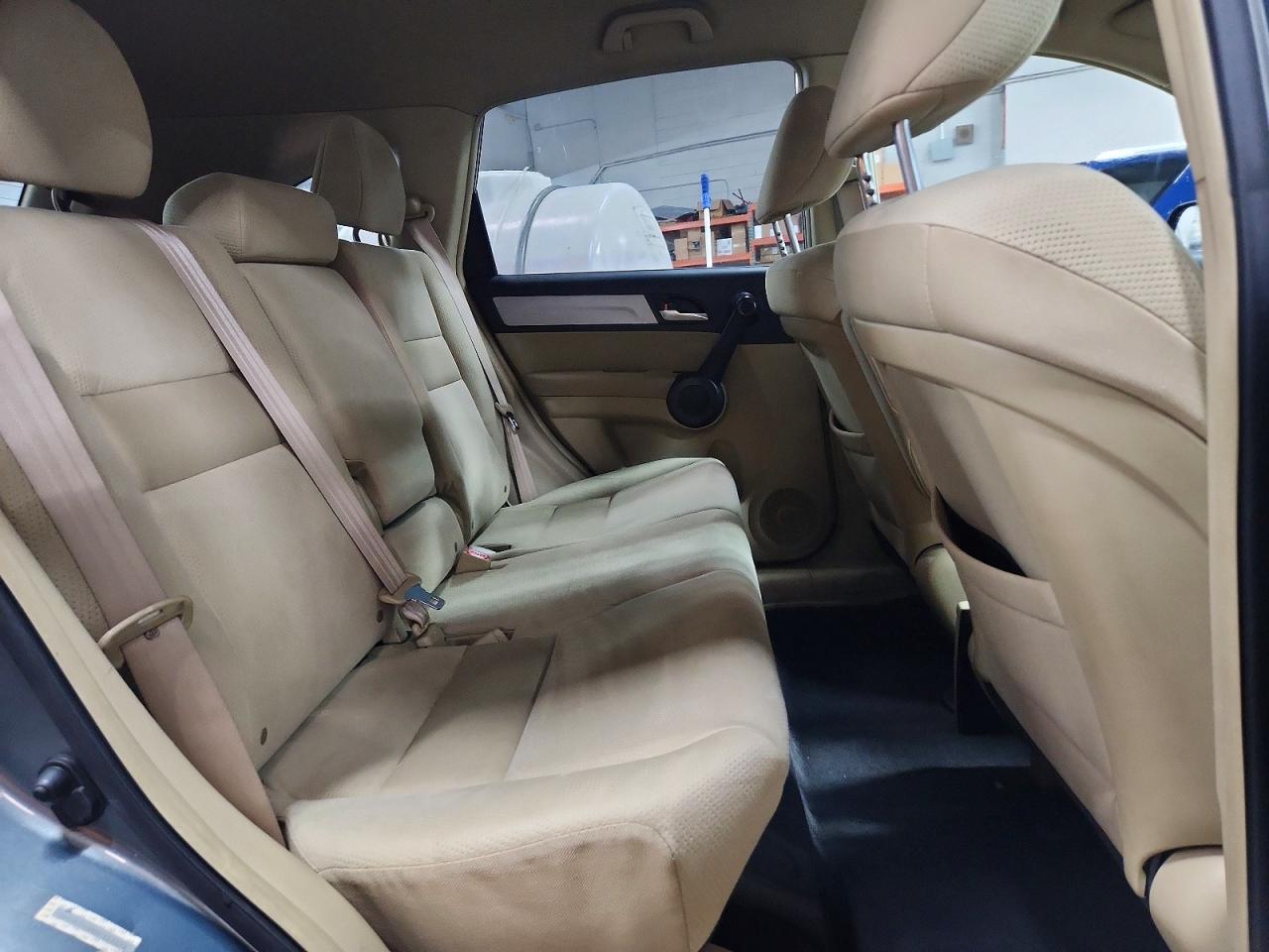 2011 HONDA CR-V SE photo 21