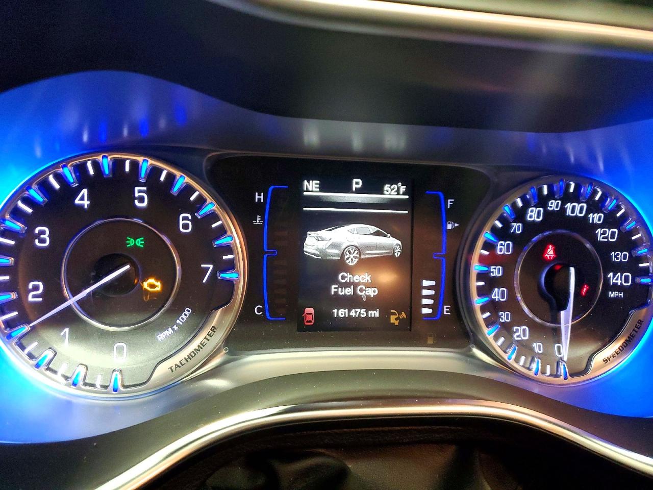 2015 CHRYSLER 200 LIMITED photo 9