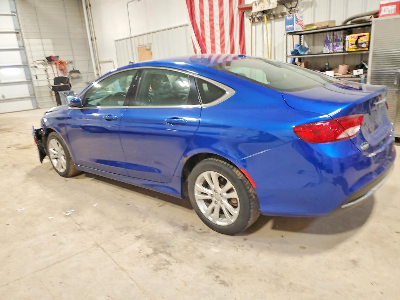 2015 CHRYSLER 200 LIMITED photo 2