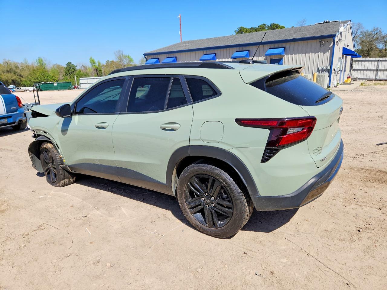 2025 CHEVROLET TRAX ACTIV photo 3
