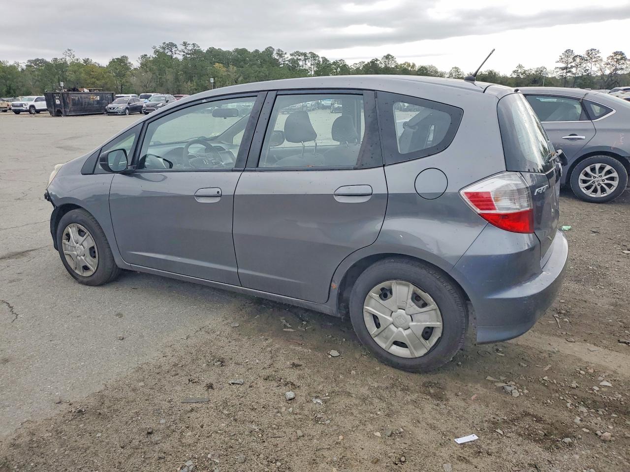 2013 HONDA FIT photo 2
