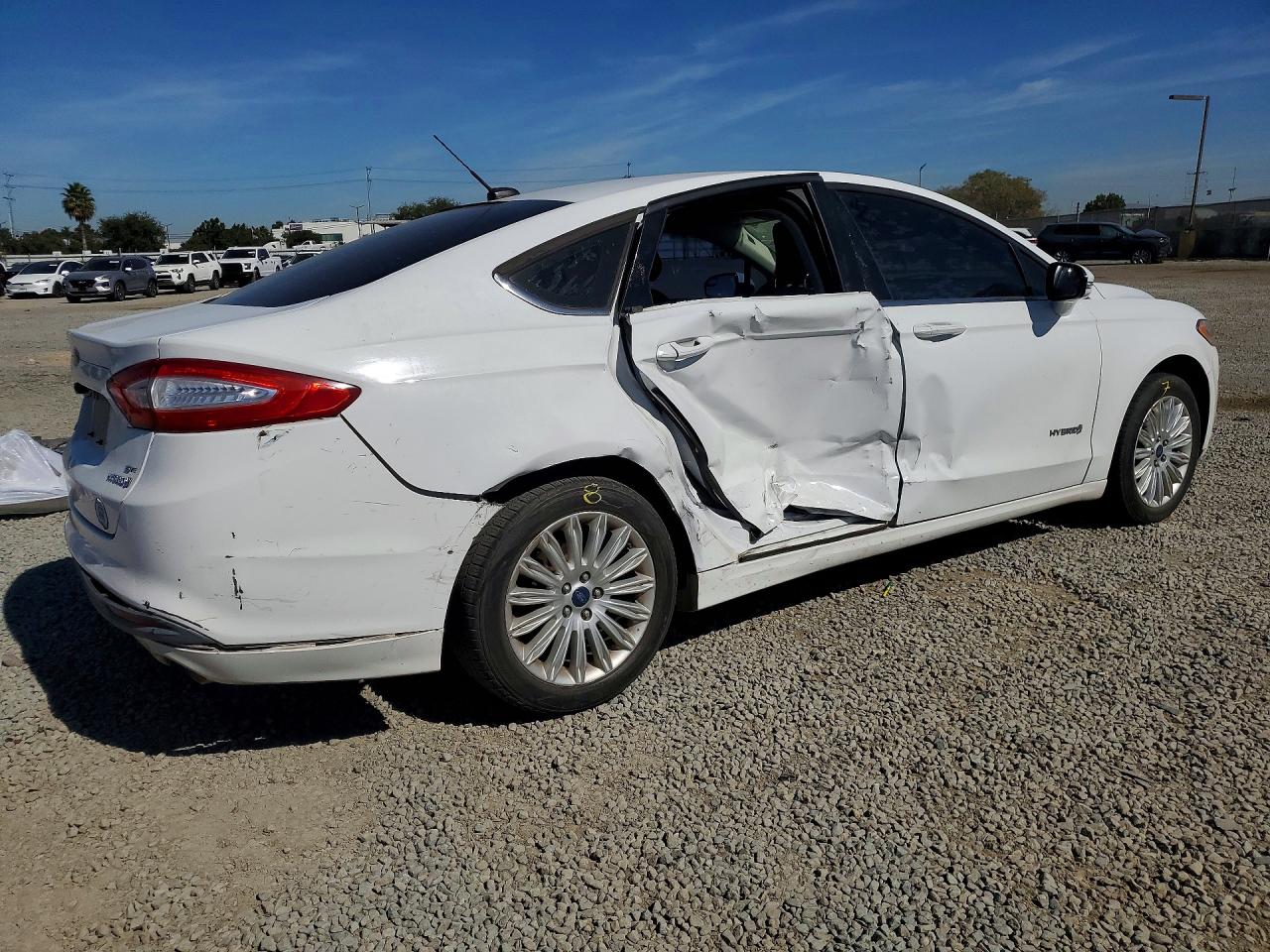 2013 FORD FUSION SE HYBRID photo 3