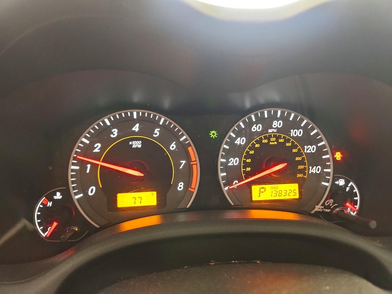 2010 TOYOTA COROLLA S photo 9