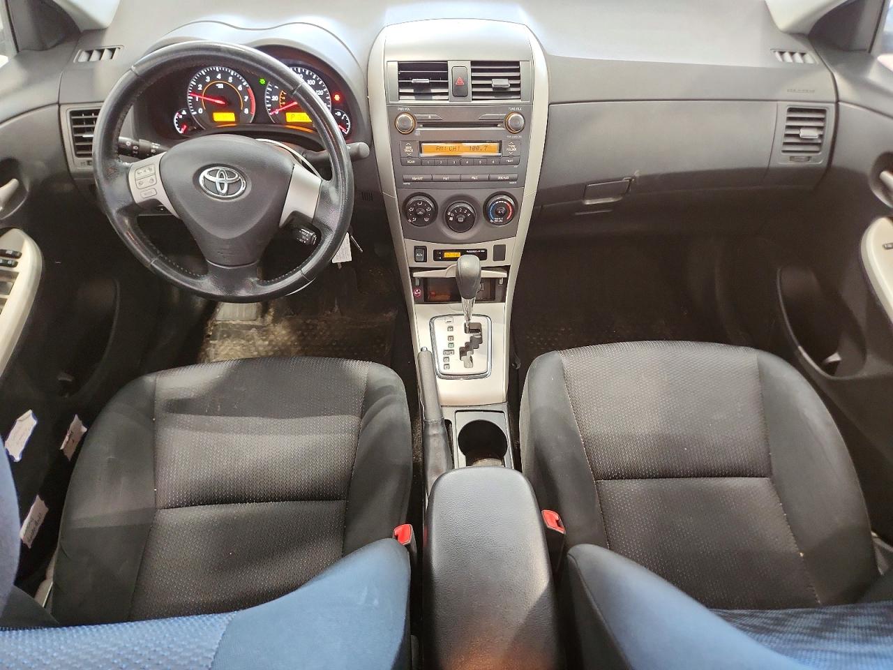 2010 TOYOTA COROLLA S photo 8