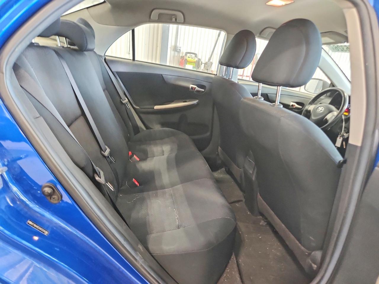 2010 TOYOTA COROLLA S photo 10