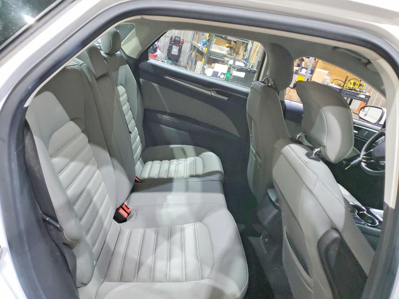 2014 FORD FUSION S photo 10