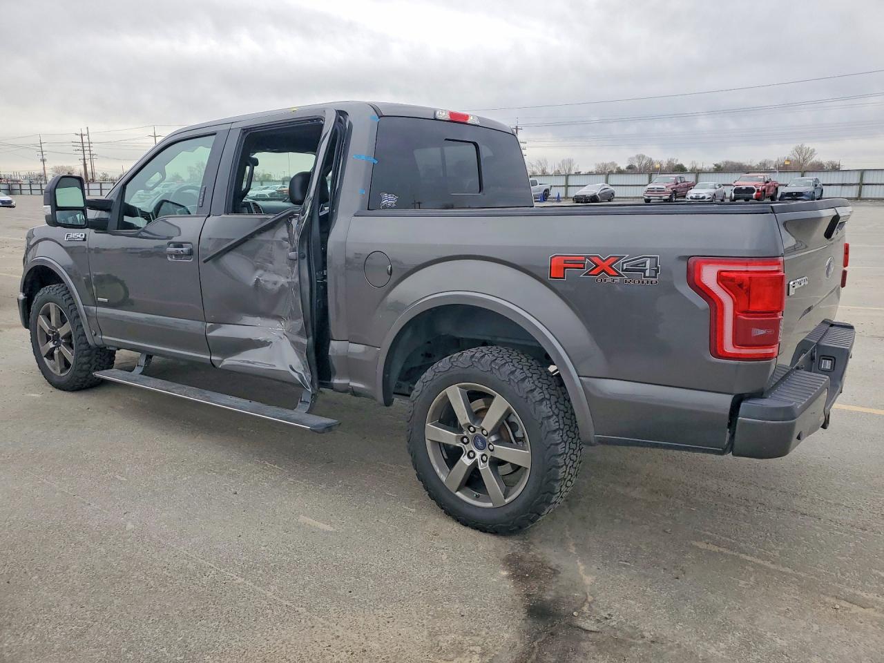 2015 FORD F150 SUPERCREW photo 2