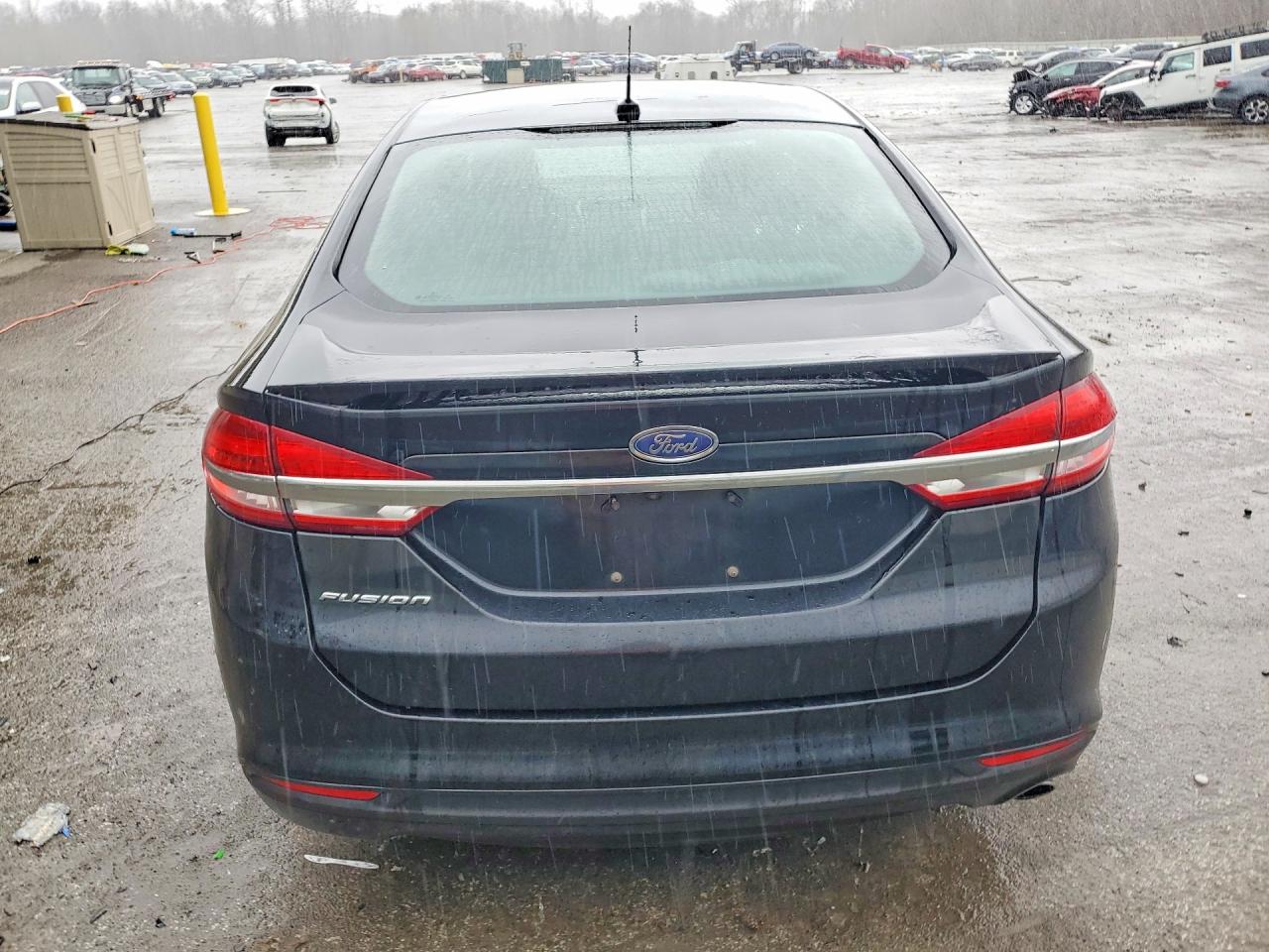 2017 FORD FUSION S photo 6