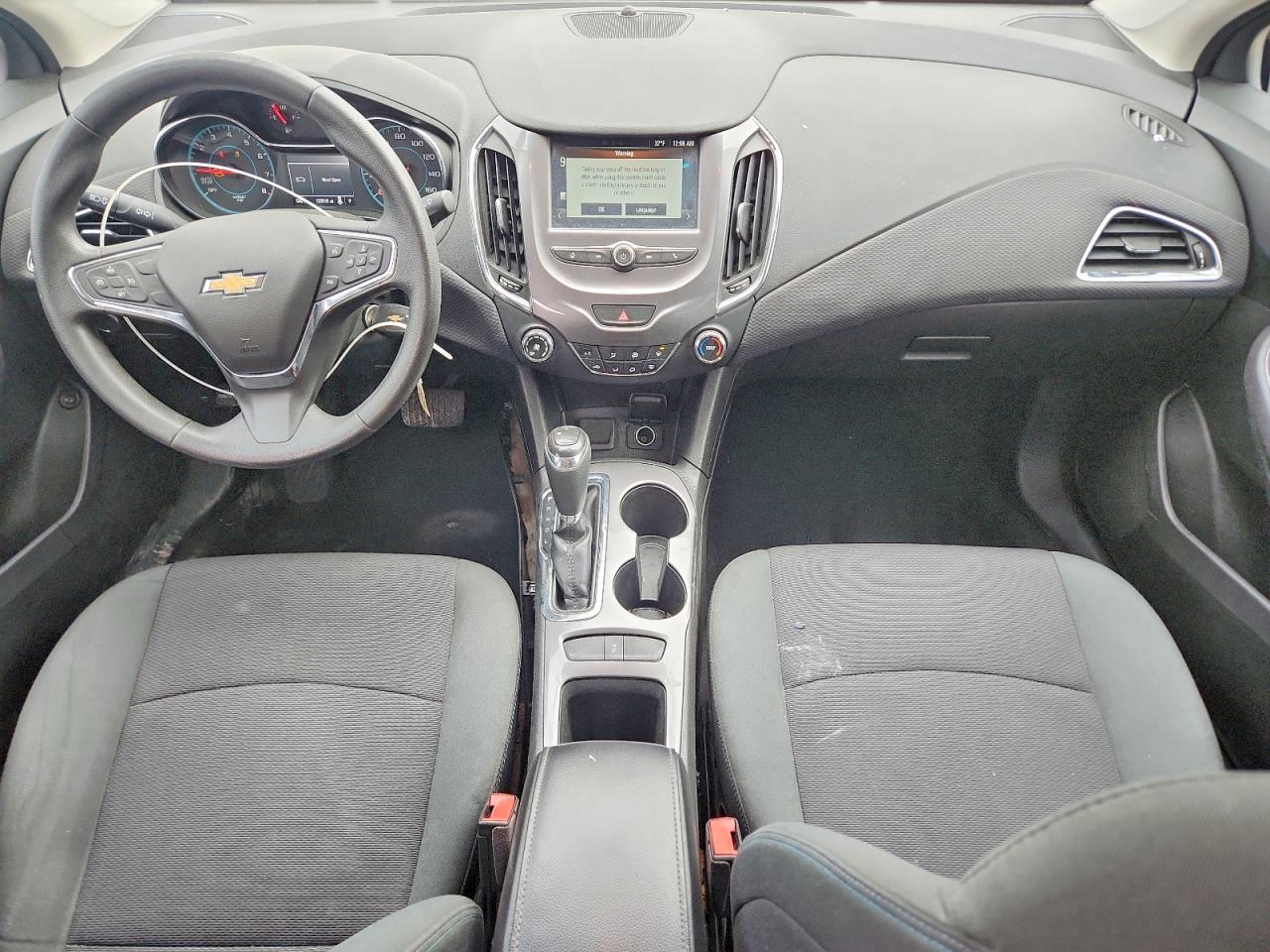 2016 CHEVROLET CRUZE LT photo 8