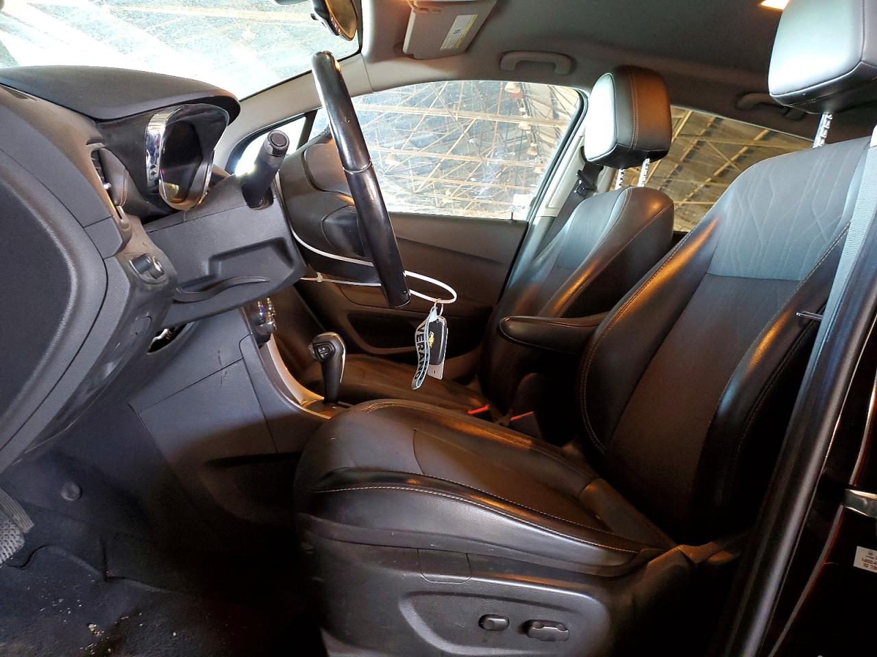 2019 CHEVROLET TRAX 1LT photo 7