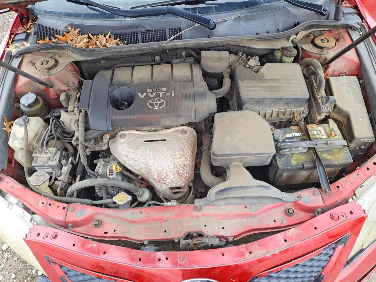 2010 TOYOTA CAMRY SE photo 11