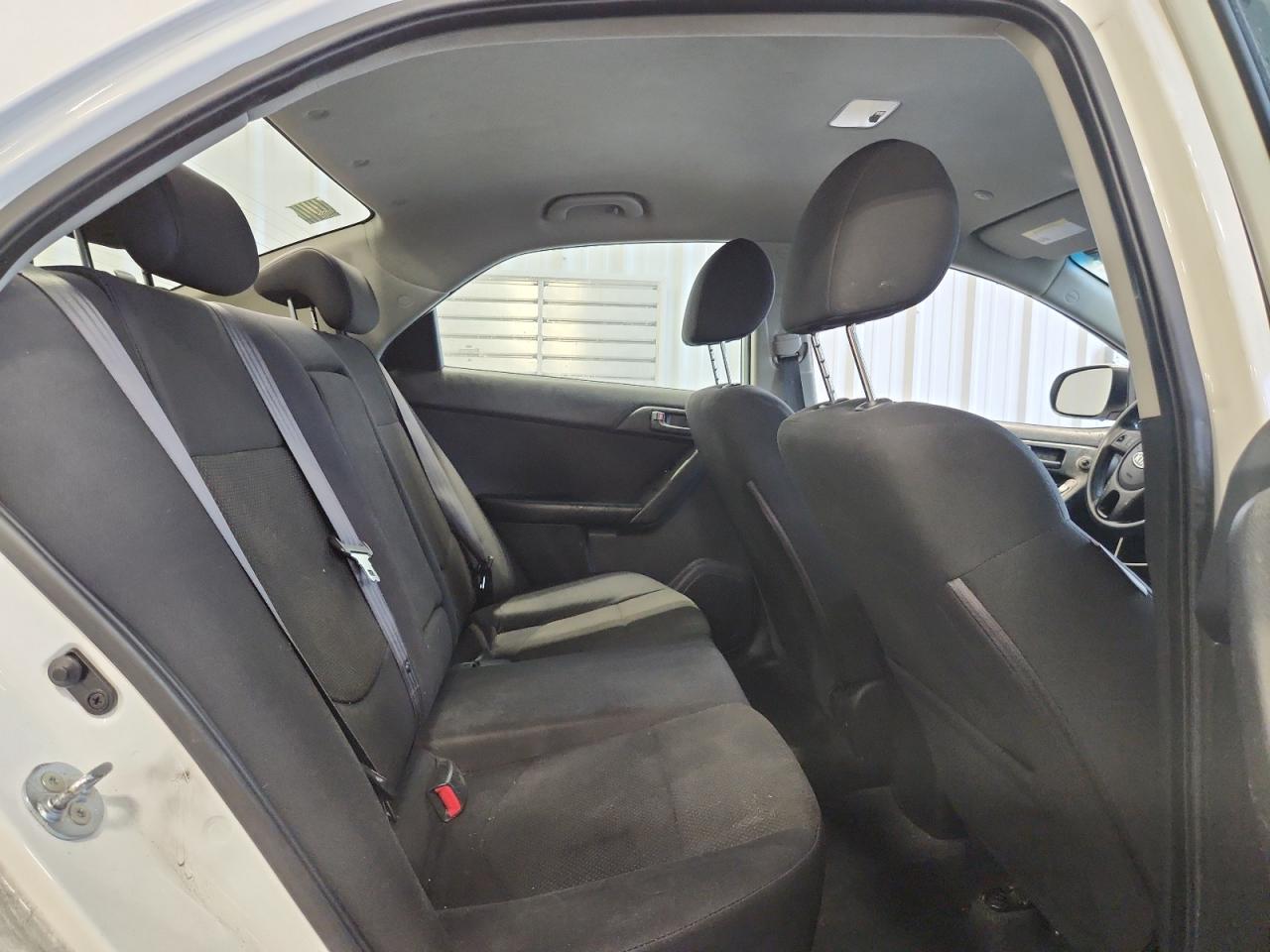 2012 KIA FORTE EX photo 19