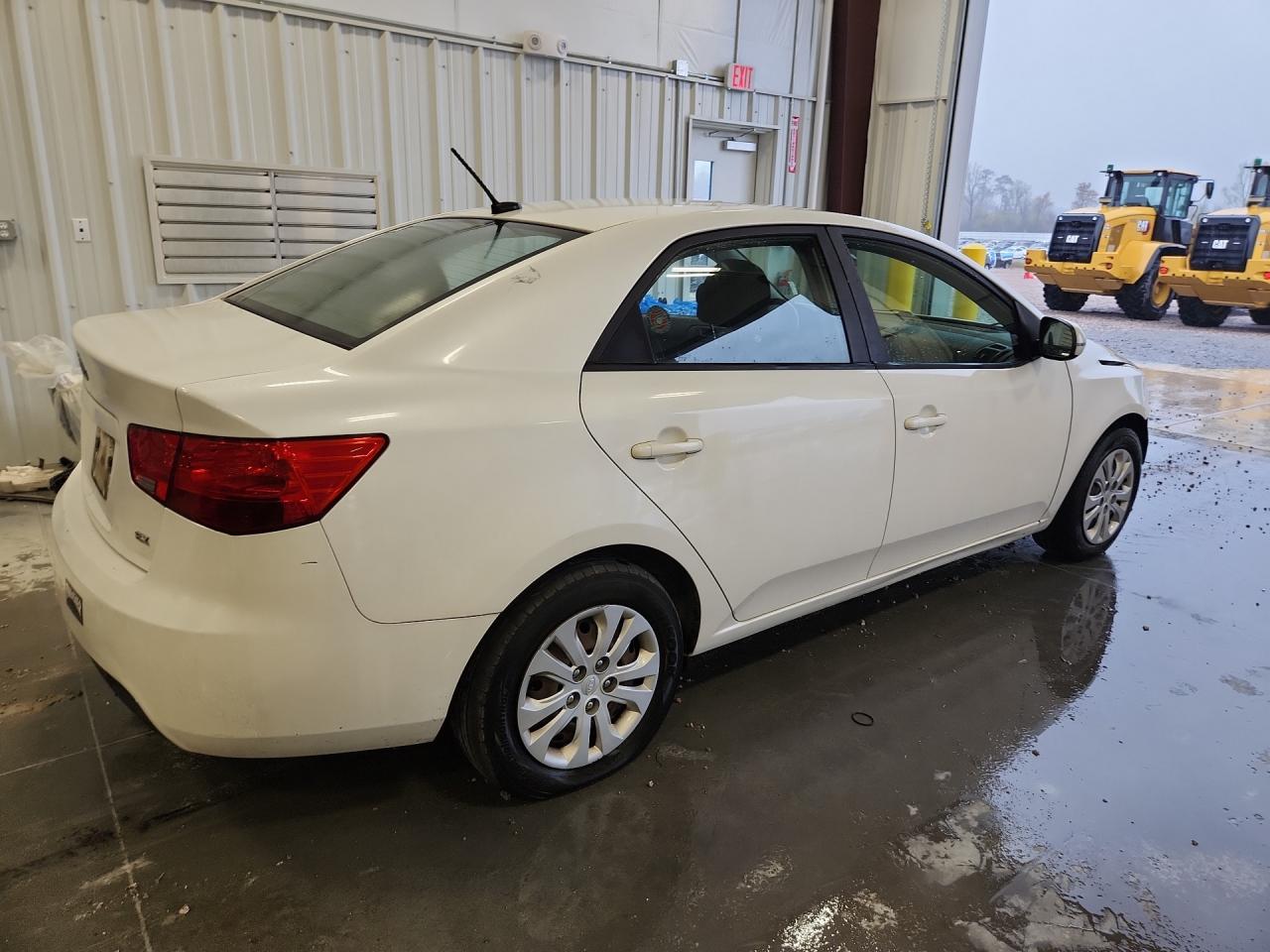 2012 KIA FORTE EX photo 5