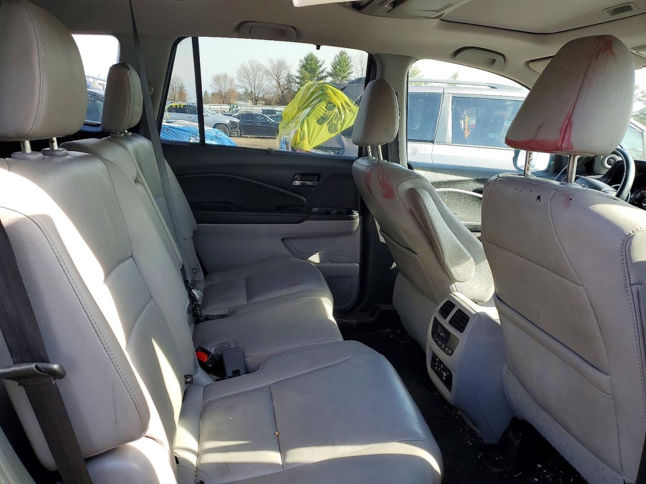 2016 HONDA PILOT TOURING photo 21