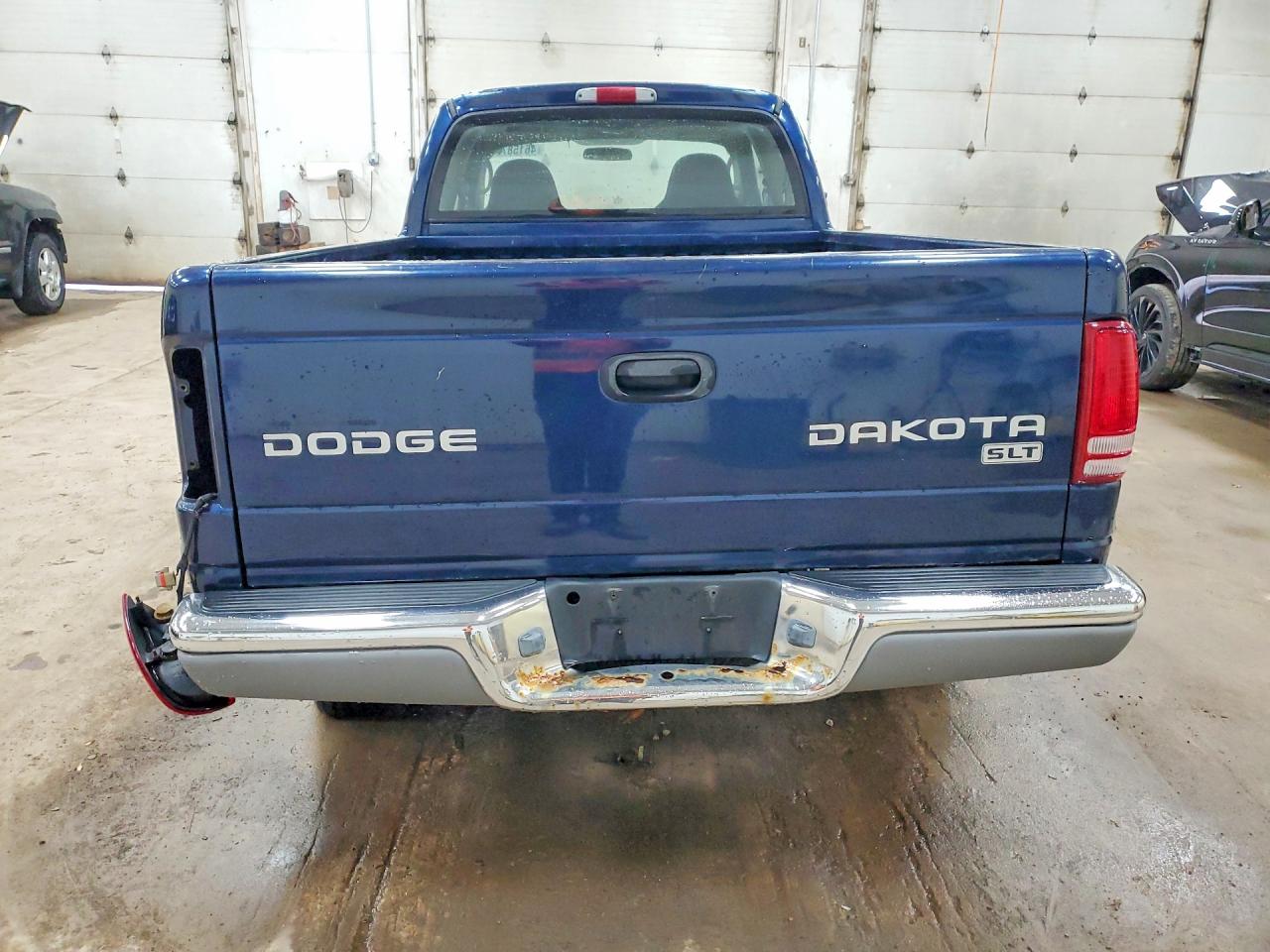 2004 DODGE DAKOTA SLT photo 6