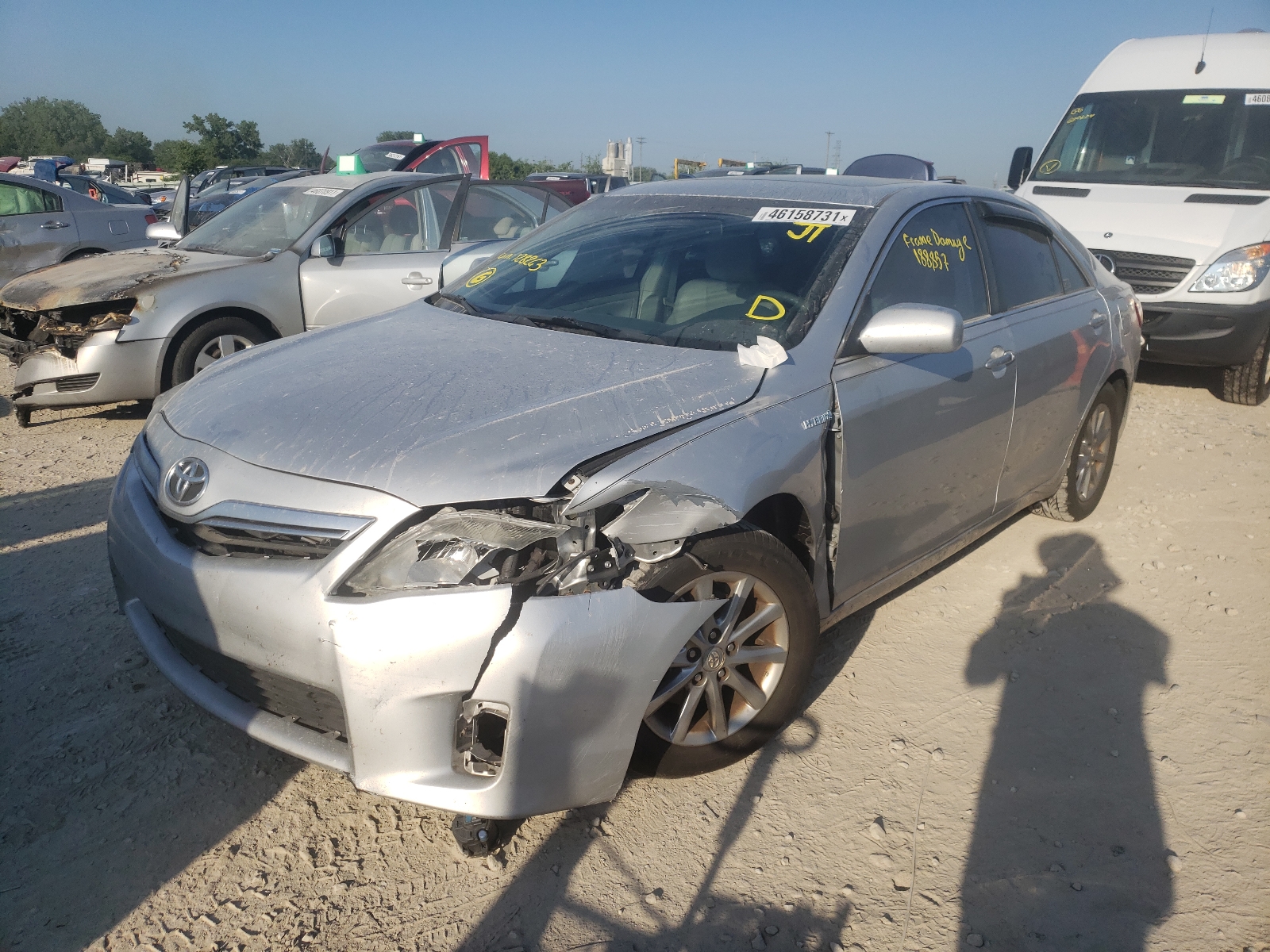 2011 TOYOTA CAMRY HYBRID photo 3