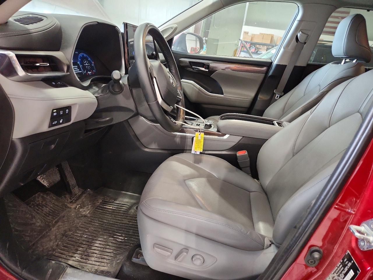 2023 TOYOTA HIGHLANDER LIMITED photo 7