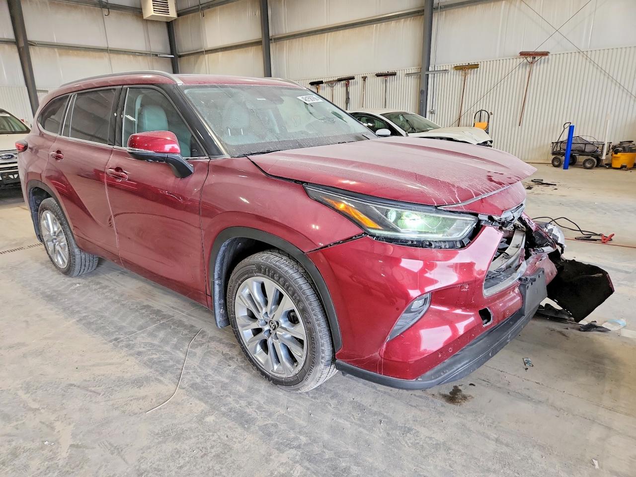 2023 TOYOTA HIGHLANDER LIMITED photo 4
