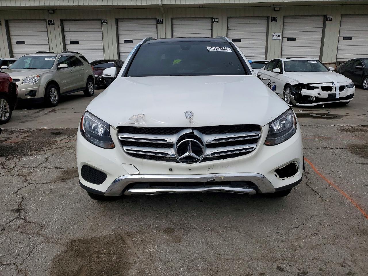 2017 MERCEDES-BENZ GLC 300 4MATIC photo 9