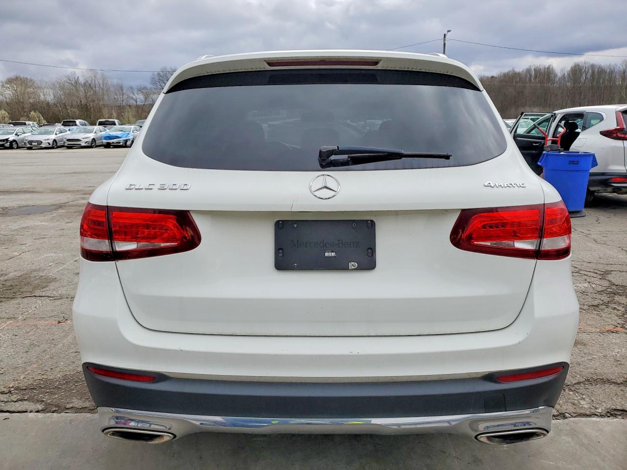 2017 MERCEDES-BENZ GLC 300 4MATIC photo 11