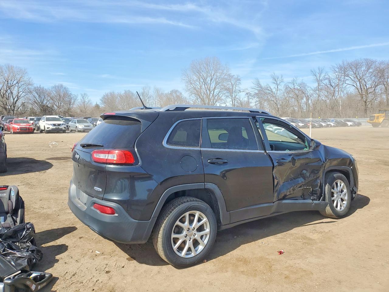 2014 JEEP CHEROKEE LATITUDE photo 5