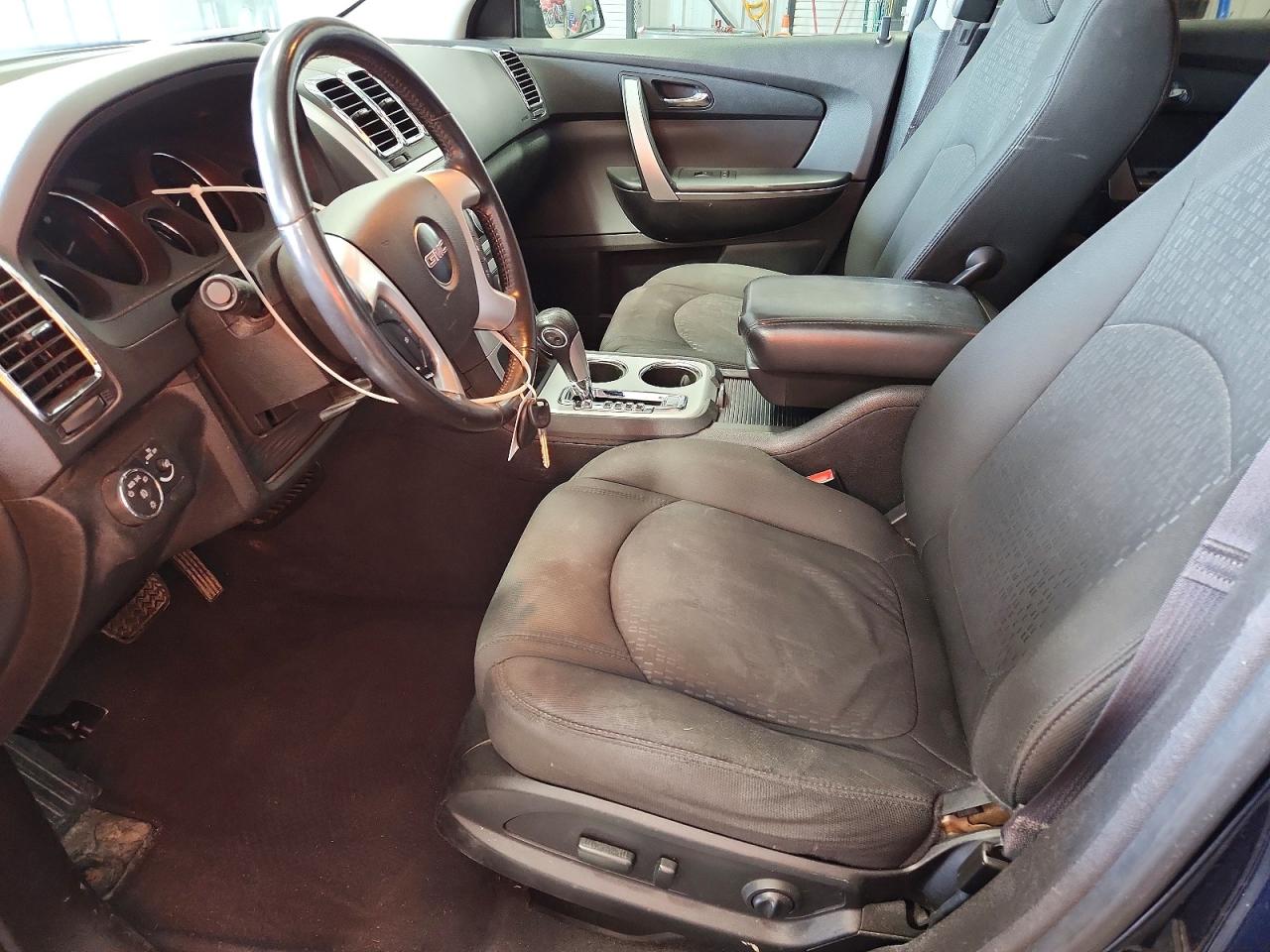 2011 GMC ACADIA SLE photo 7