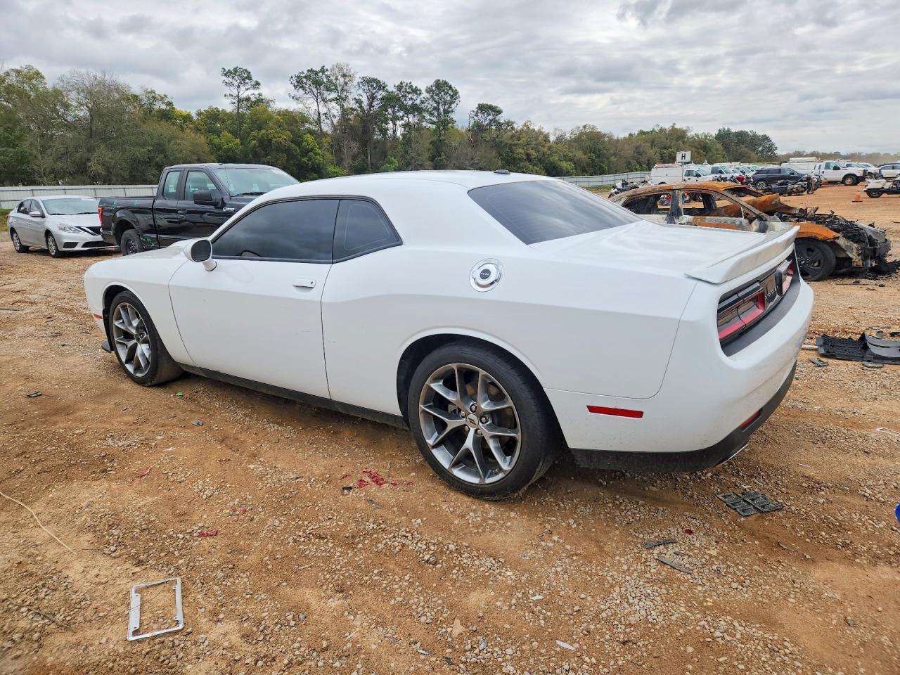 2022 DODGE CHALLENGER GT photo 3