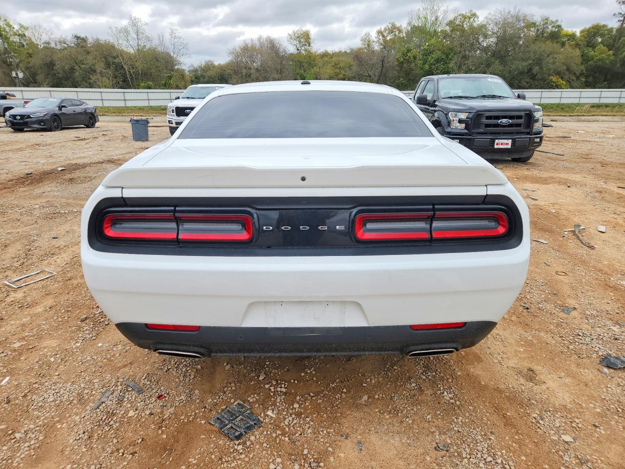 2022 DODGE CHALLENGER GT photo 11