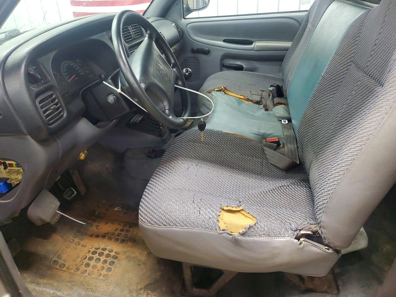 2001 DODGE RAM 1500 photo 13